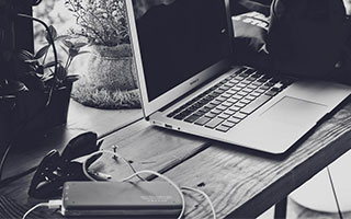 九游娱乐官网入口-KPL季后赛席位争夺激烈，kpl季后赛几个席位